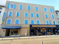 Logis Hôtel Saint Jacques - 2-Star