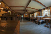 Alamat Hotel