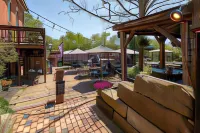 Country Squire Inn and Suites Hotels in Coshocton
