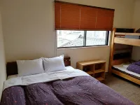 K's House Kanazawa - Travelers Hostel - balcony