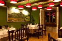 Hotel Cardenal Ram Hotels in Monroyo