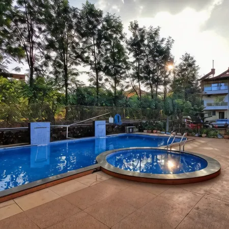 Strawberryland Resort