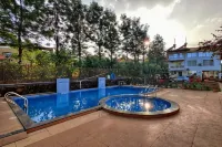 Strawberryland Resort Hotels in Bhilar