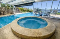 Nido del Cóndor Hotel & Spa - Bathtub