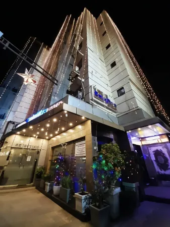 Hotel Saikripa Imperial, Daman and Diu Отели рядом с достопримечательностью «Мирасол Лейк Гарден»