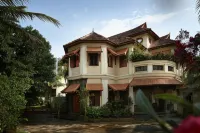 Uday Suites - the Airport Hotel Hotels in der Nähe von Sreekanteswaram Temple
