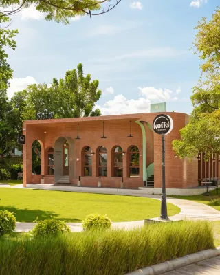 Prelude Hotel Hotels in Pak Phraek