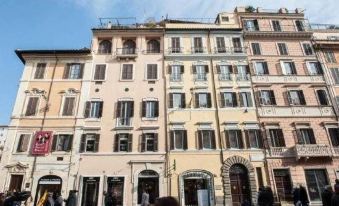 Suite Spagna 29 Luxury Apartment Spanish Steps View