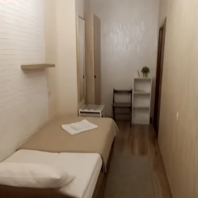 Weekend Place Mini-Hotel โรงแรมใกล้สถานีโวโรบโยวี โกรี