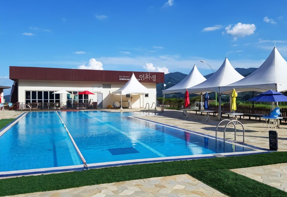 소백산 풍기 온천 리조트의 온천 내부 이미지