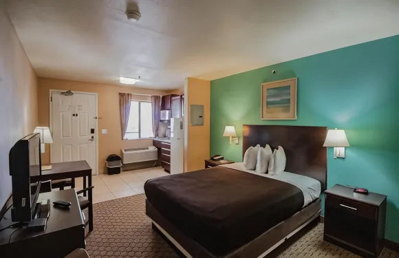 阿拉莫戈多郊區開放式客房