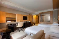 Sheraton Grand Bangalore Hotel at Brigade Gateway