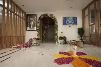 Pride Comfort Dwarka Near Dwarkadhish Temple Các khách sạn ở Dwarka