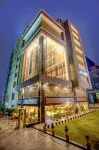 昌迪格特裡布喬克諾美居飯店 ISKCON Chandigarh Sri Sri Radha Madhav Temple附近的飯店