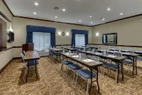 Holiday Inn Express & Suites ALLENTOWN WEST by IHG