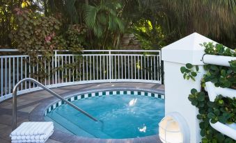The Pier House Resort