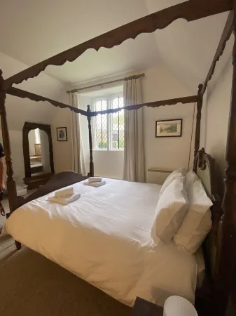 Beautiful apartment within Grade 1 listed Manor House Отели рядом с достопримечательностью «Wembury Beach»