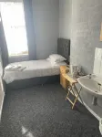 Shakers Inn Hotels in Harwich
