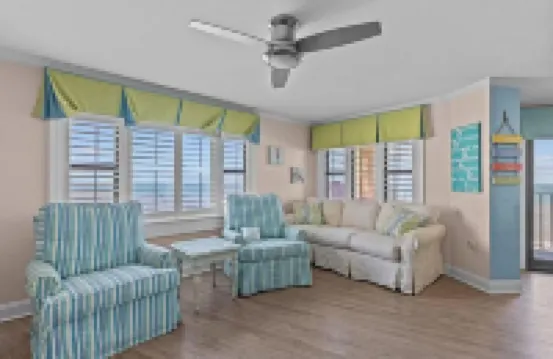 4bedroom beach front, breathtaking, spacious, updated