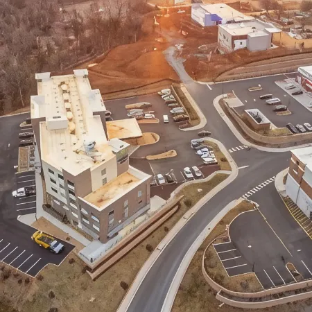 Holiday Inn Express & Suites CHARLOTTESVILLE by IHG