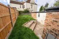Lovely Homely Studio Available Hotels near Rowheath Pavilion Cafe