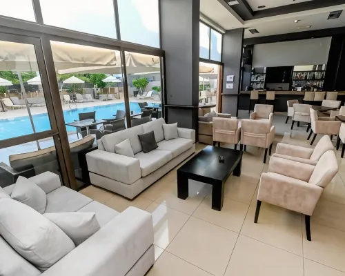 Saint Constantine Hotel Hoteles cerca de Playa de Lambi