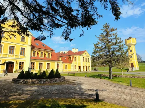 Pałac w Rymaniu Hotels in Ryman