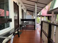 Phi Phi Twin Palms Bungalow - Bar