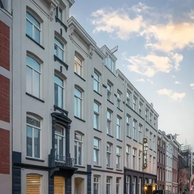 Hotel City Garden Amsterdam Hotels near Moco Museum