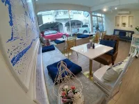 Zleepinezz Hostel