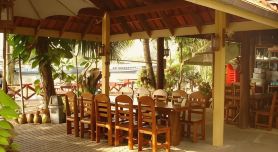 โรงแรมซีซ่าส์