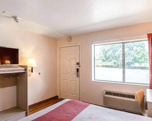 Motel 6 Redding, CA - Central Các khách sạn ở Redding