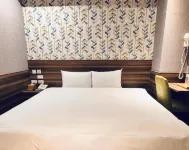 โรงแรมทูมอร์โรว์ - โรงแรมราคาถูก