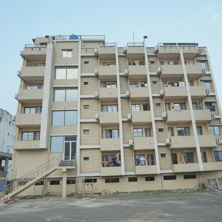 Hotel Aarohi