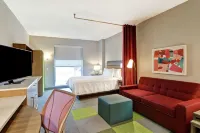 Home2 Suites by Hilton Montreal Dorval - Pools