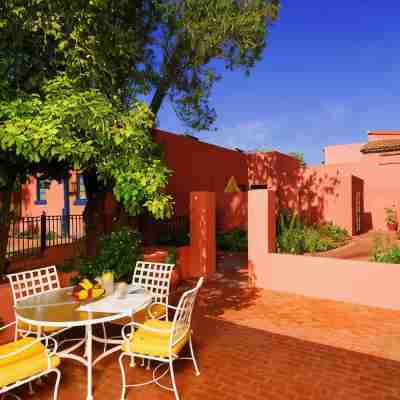 Arizona Inn Hotel Exterior