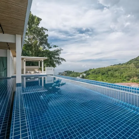 Amala Grand Bleu Resort Hilltops