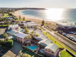 Mollymook Shores