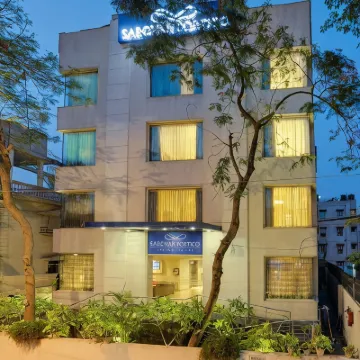 Sarovar Portico Naraina Delhi Hotels near Janakpuri