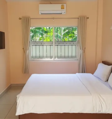 ห้องเตียงใหญ่ ห้ามสูบบุหรี่