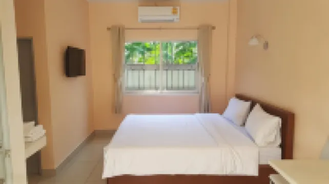 Jirasin Hotel & Apartment