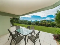 Lagoon Beachfront Lodge 005 on Hamilton Island by HamoRent