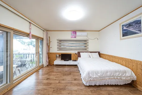 Samcheok South of Sun Pension
