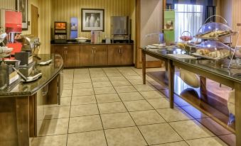 Hampton Inn Roanoke Rapids