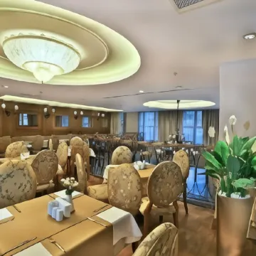 Adelmar Hotel Istanbul Şişli Отели рядом с достопримечательностью «Нисанташи»