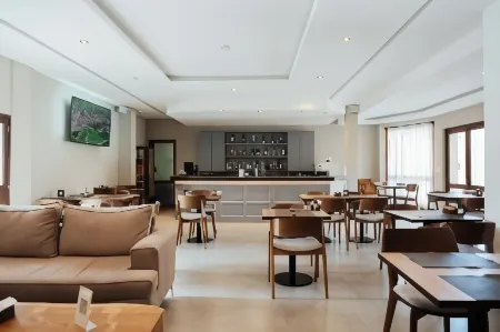 Cerro Calafate Hotel