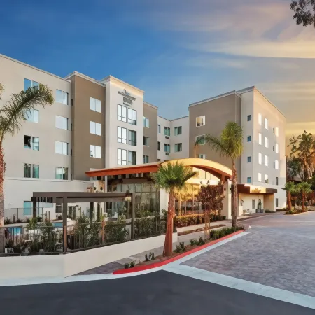 Homewood Suites by Hilton San Diego Mission Valley/Zoo Отели рядом с достопримечательностью «Университет Сан-Диего»