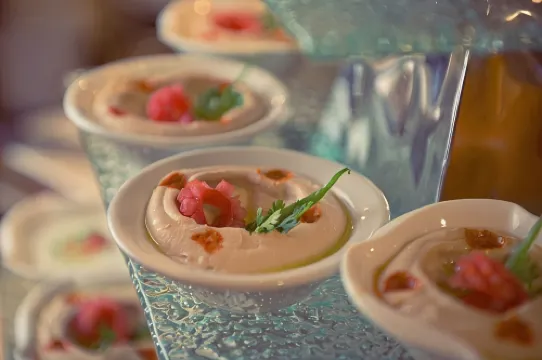 SAJA By Warwick Madinah Hotel Mahlzeiten Photos