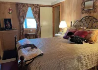 Lakefront 3 bed room property in Freedom, NH Hotels in Freedom