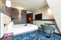 Ibis Styles Puteaux Paris la Défense